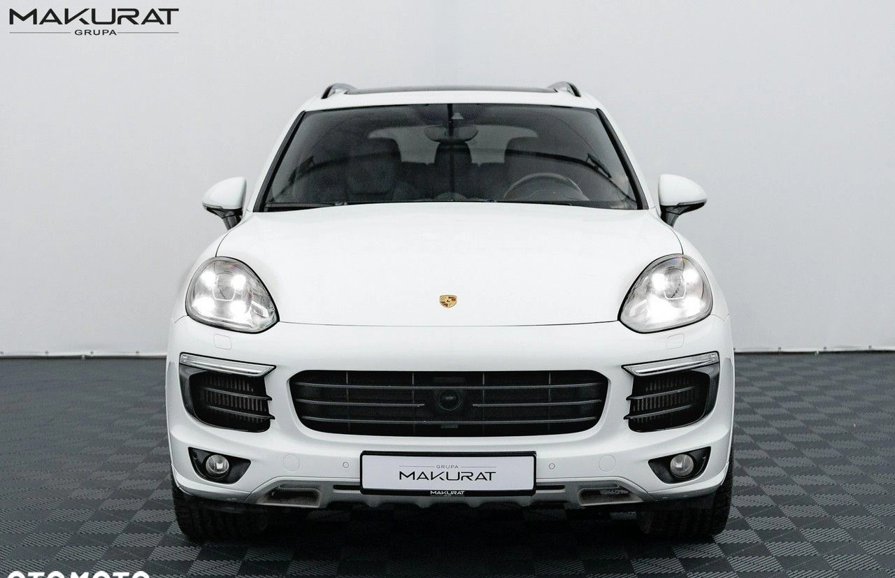 Porsche Cayenne cena 229900 przebieg: 99999, rok produkcji 2016 z Biskupiec małe 742